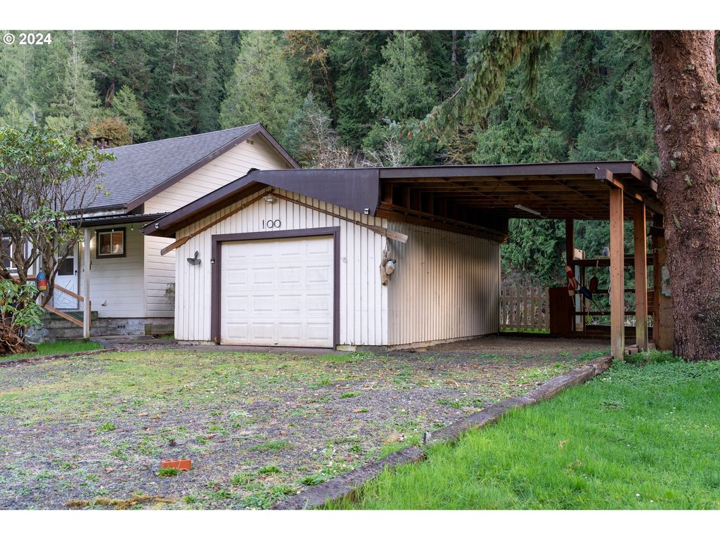 100 E  Little Albany Loop, Waldport, OR 97394