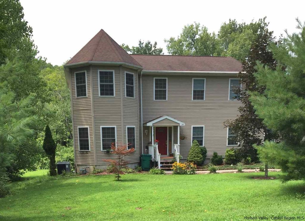 145 Black Creek Rd, Esopus, NY 3 Bed, 3 Bath SingleFamily Home 32