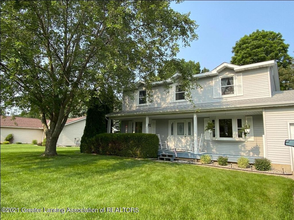 12525 Burlingame Dr, Dewitt, MI 48820