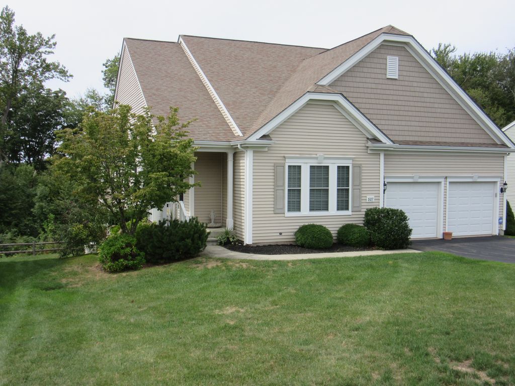 537 Putting Green Ln 537, Oxford, CT 06478 2 Bed, 2 Bath Condo MLS