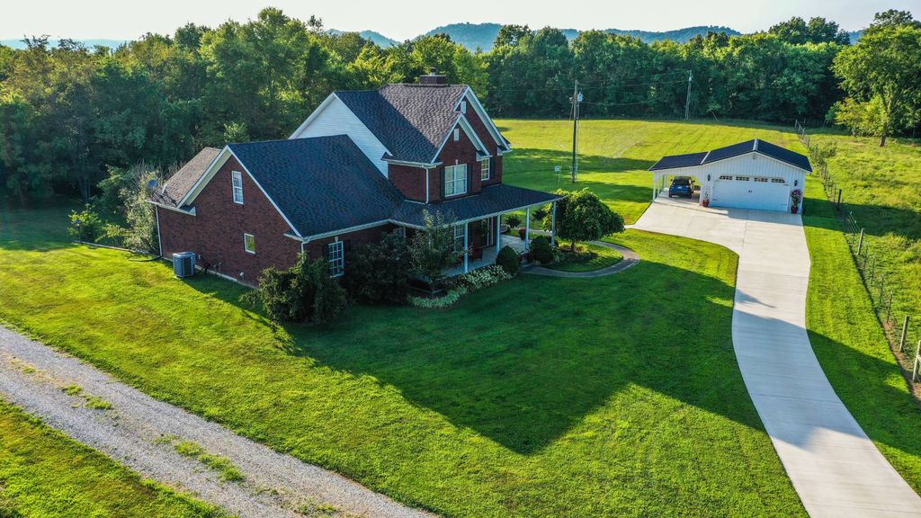2785 Howardstown Rd, Raywick, KY 40060