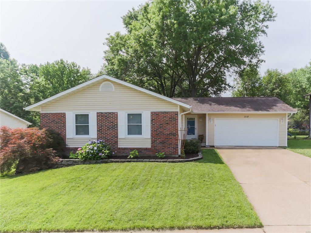 310 Oakfield Dr, Ballwin, MO 63021 Trulia