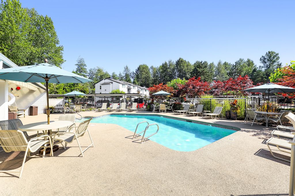 13101 SE 240th St #B303, Kent, WA 98031