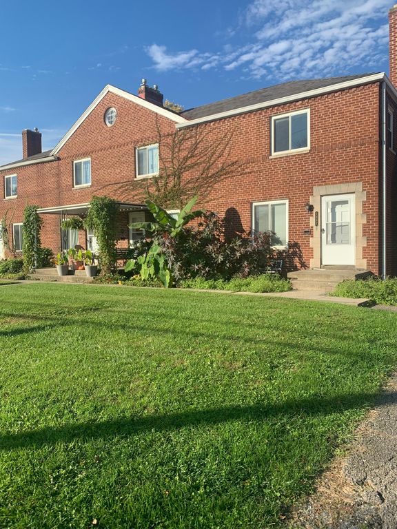 1857 N Star Rd, Columbus, OH 43212