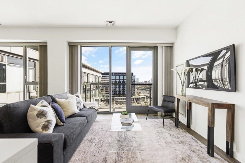 375 Canal St #217, Somerville, MA 02145