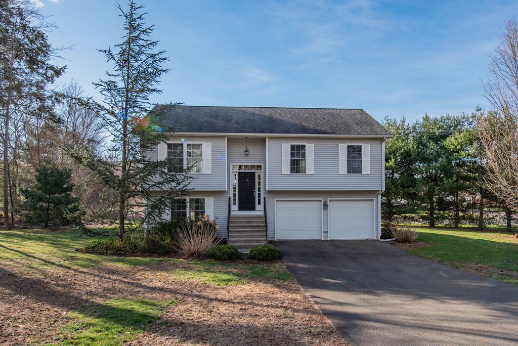 7 Old State Rd, Southington, CT 06489
