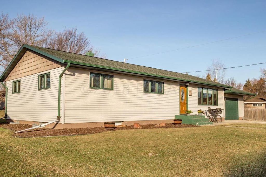 1112 Salzer Ln, Enderlin, ND 58027 Trulia