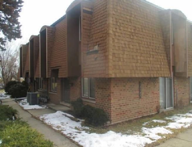 12747 S Kenneth Ave, Alsip, IL 60803