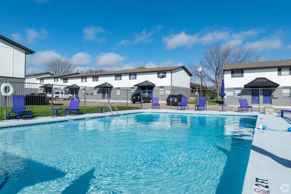 949 S  Lillian St #SE-110, Stephenville, TX 76401