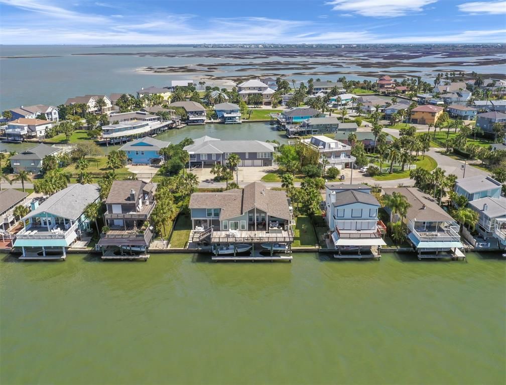 4203 W Bayside Way, Jamaica Beach, TX 77554 Trulia