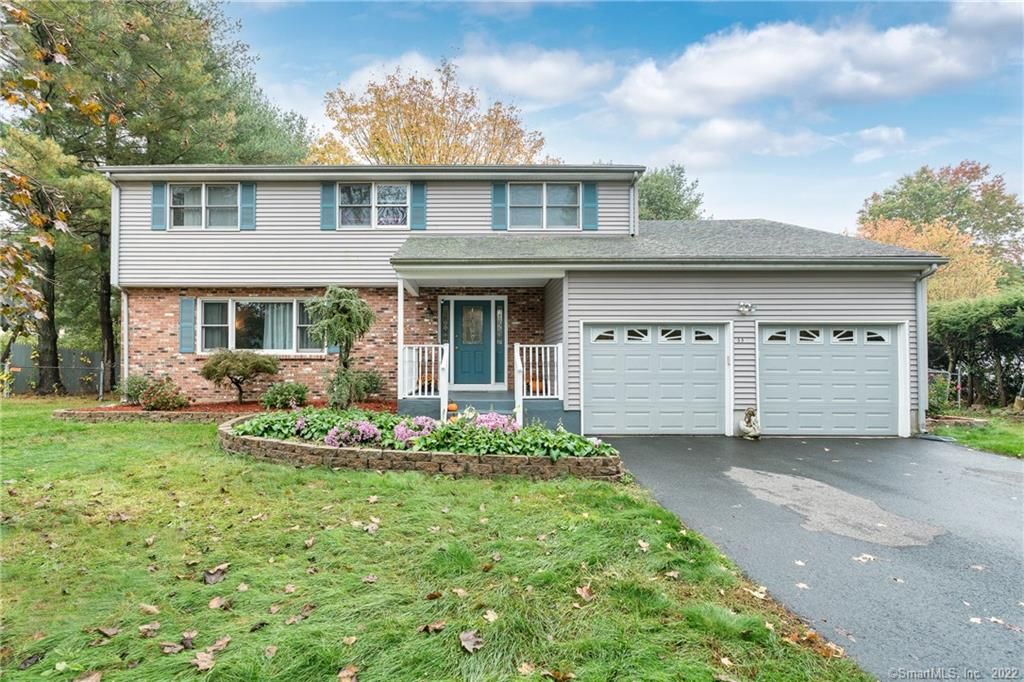 55 Evergreen Rd, Cromwell, CT 06416