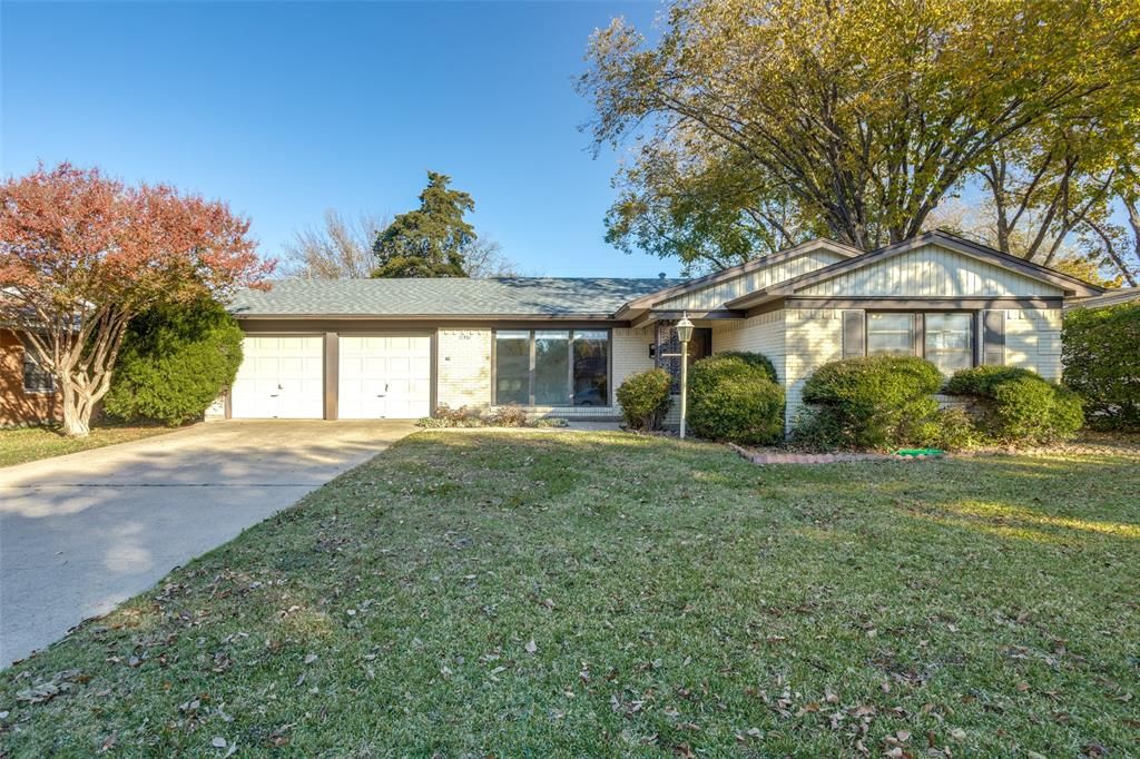 11351 Rupley Ln, Dallas, TX 75218