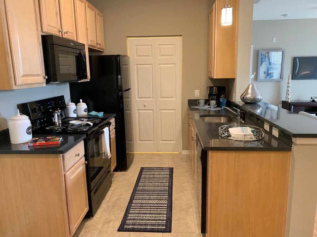 Ranch Lake Apartments in Bradenton, FL 34202 13 Bed, 12 Bath