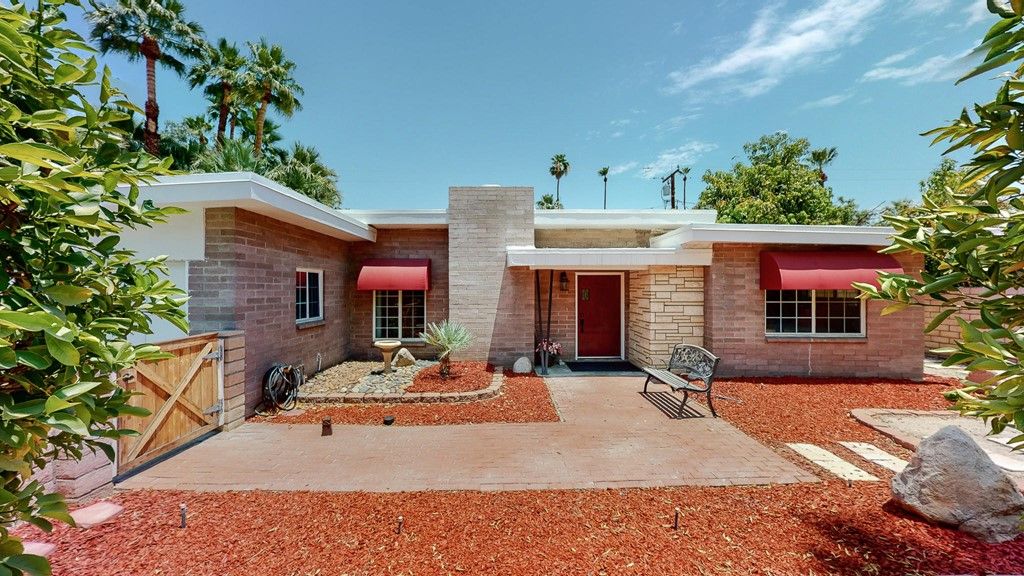 632 S  Indian Trl, Palm Springs, CA 92264