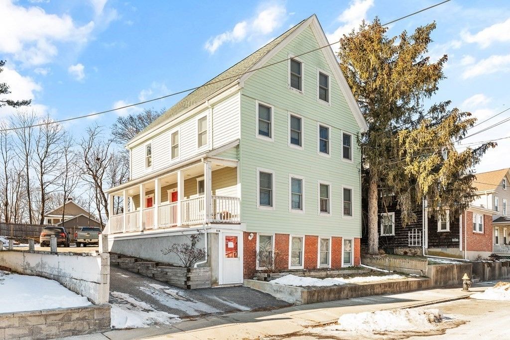 51B Navarre St #B, Roslindale, MA 02131