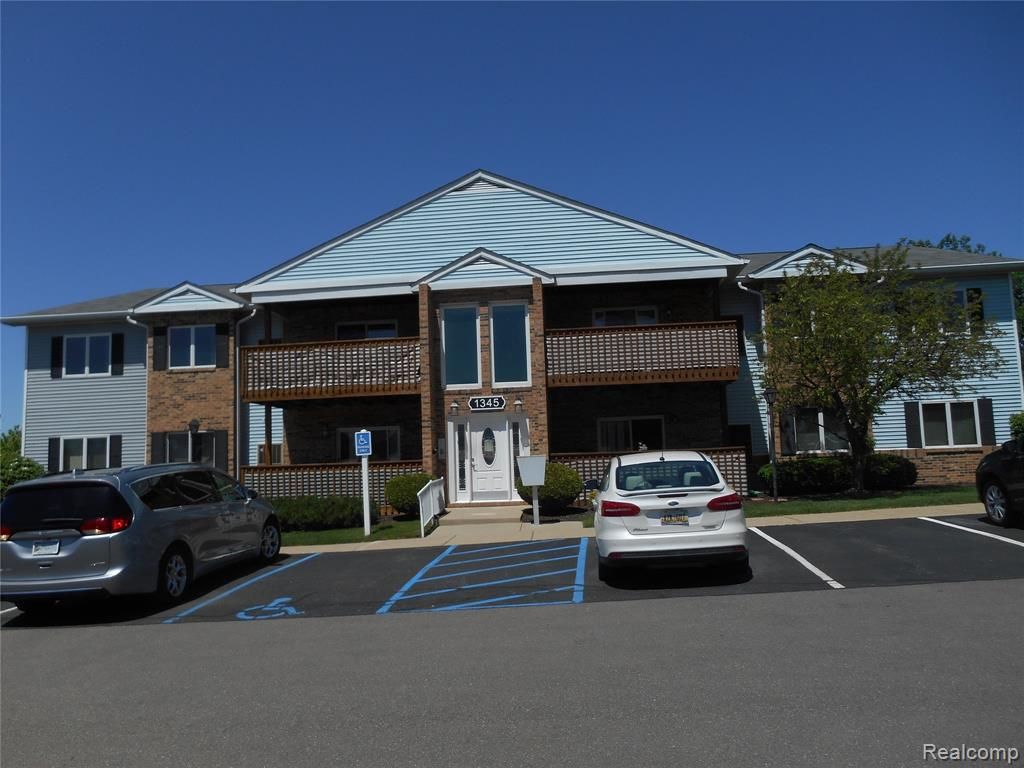 1345 Harbour Blvd 103, Trenton, MI 2 Bed, 2 Bath Condo Trulia