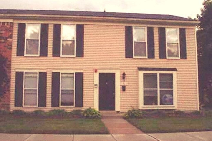 1744 Orchard Dr, Canton, MI 48188