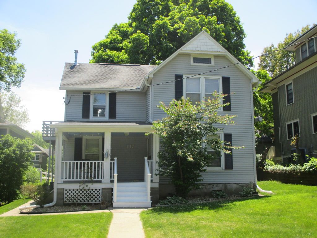 1117 1/2 E College St, Iowa City, IA 52240 Trulia
