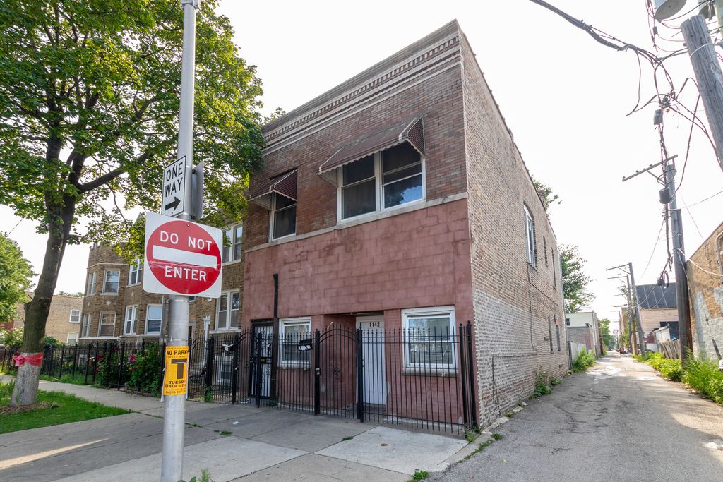 1142 N Monticello Ave, Chicago, IL 60651
