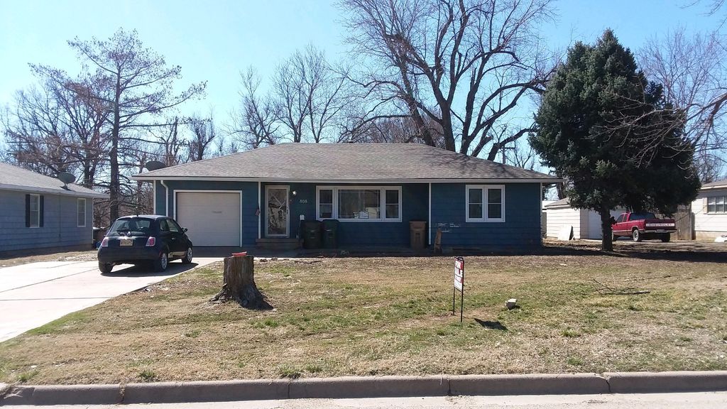 808 W Commercial St, Lyons, KS 67554 Trulia