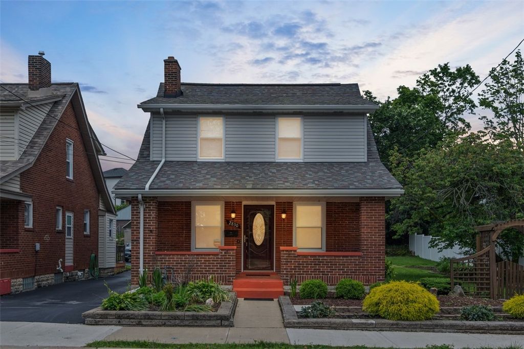 2830 Castlegate Ave, Pittsburgh, PA 15226