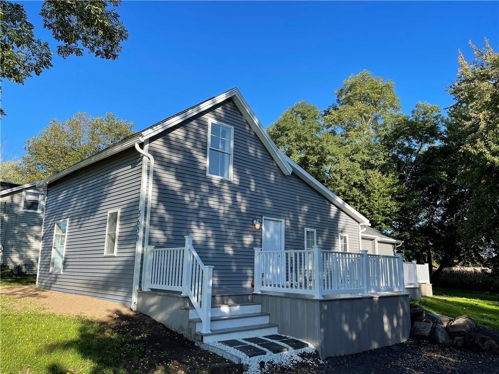 5650 Allen Padgham Rd, Farmington, NY 14425