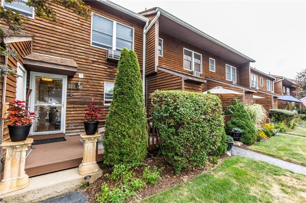 2332 post rd warwick ri
