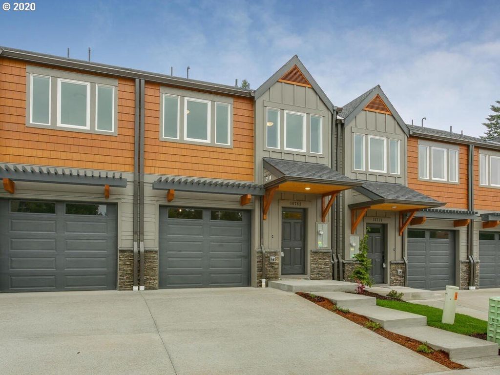 16747 Chula Vista Ave, Sandy, OR 97055
