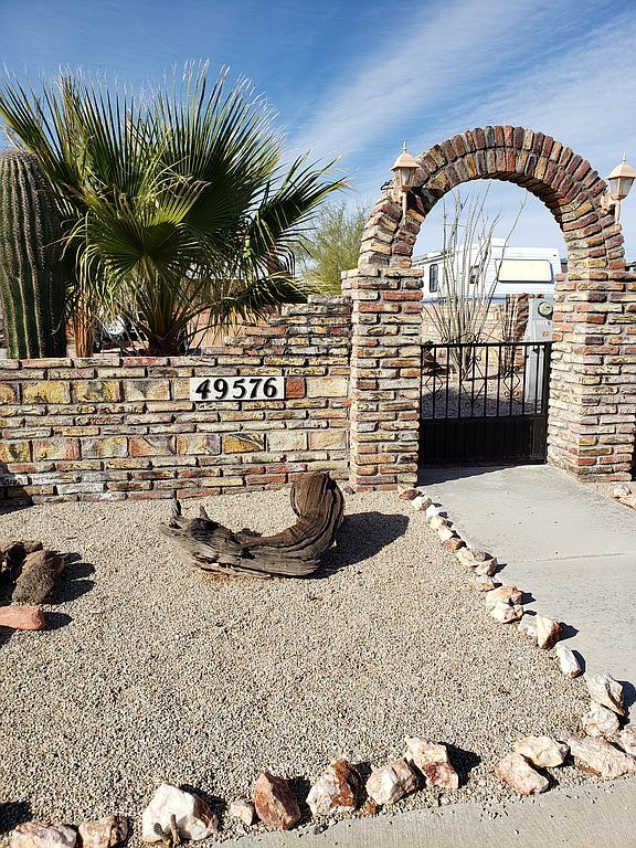 49576 EMERALD AVE, Quartzite, AZ 85346