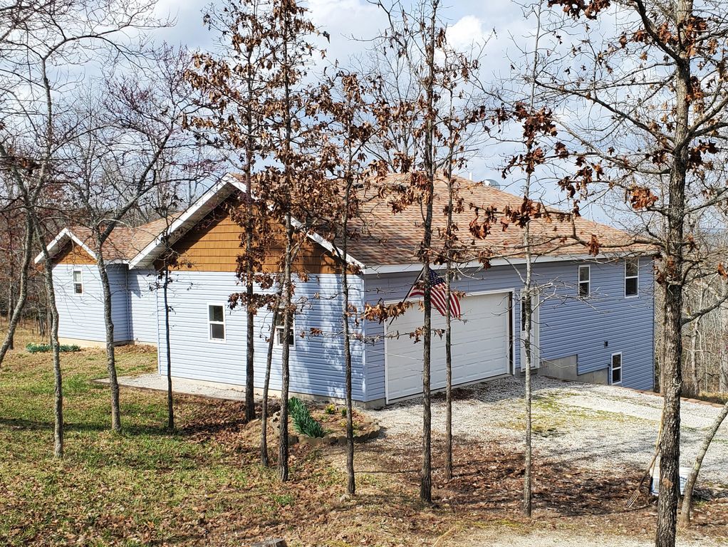 1031 Blackwell Ferry Road, Kirbyville, MO 65679