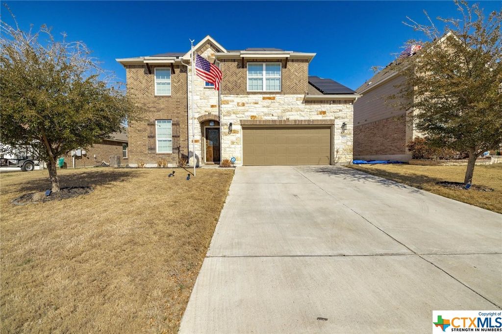 811 Old World Dr, Harker Heights, TX 76548