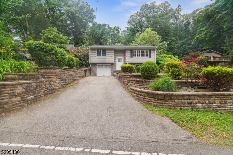 364 Cupsaw Dr, Ringwood, NJ 07456 SingleFamily Home for Sale MLS