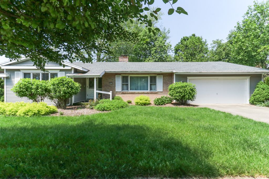 817 Snyder Dr, Bloomington, IL 61701 Trulia