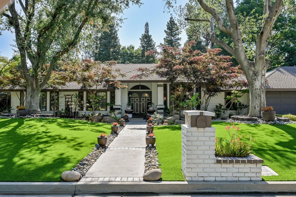 6502 N  Blosser Ave, Fresno, CA 93711