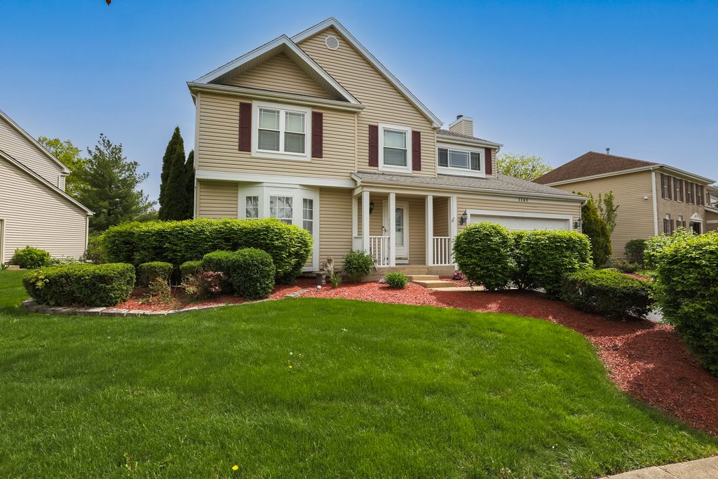 1143 Sandhurst Ln, Carol Stream, IL 60188 SingleFamily Home for Sale