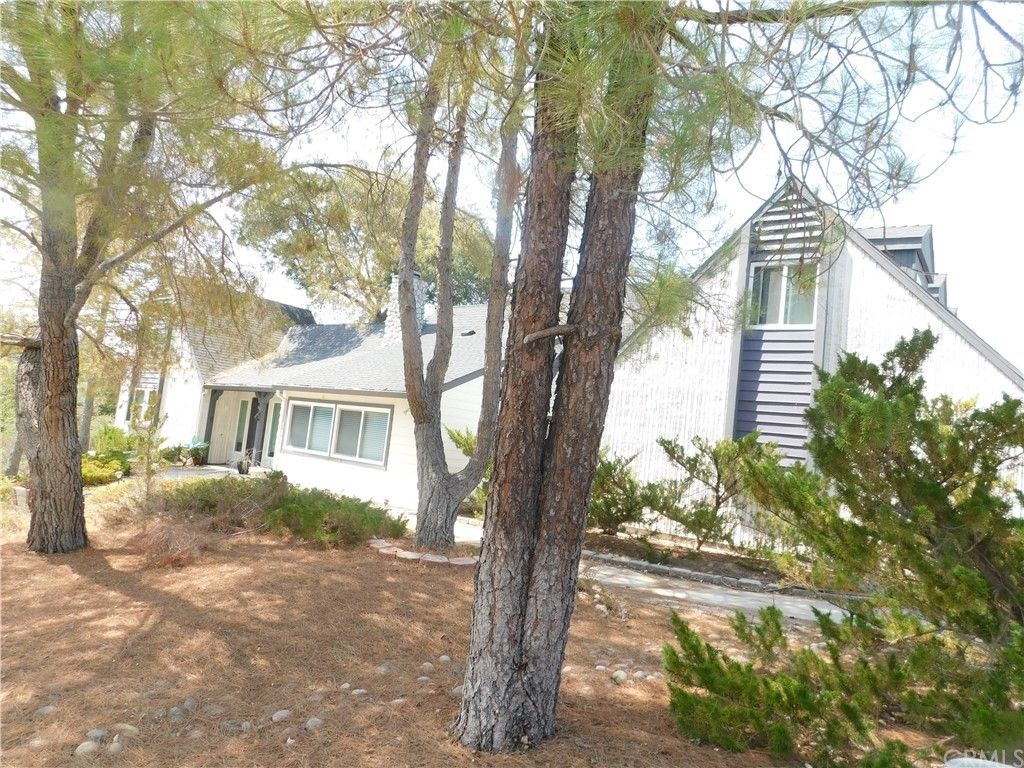 8200 Woody Point Ln, Bradley, CA 93426