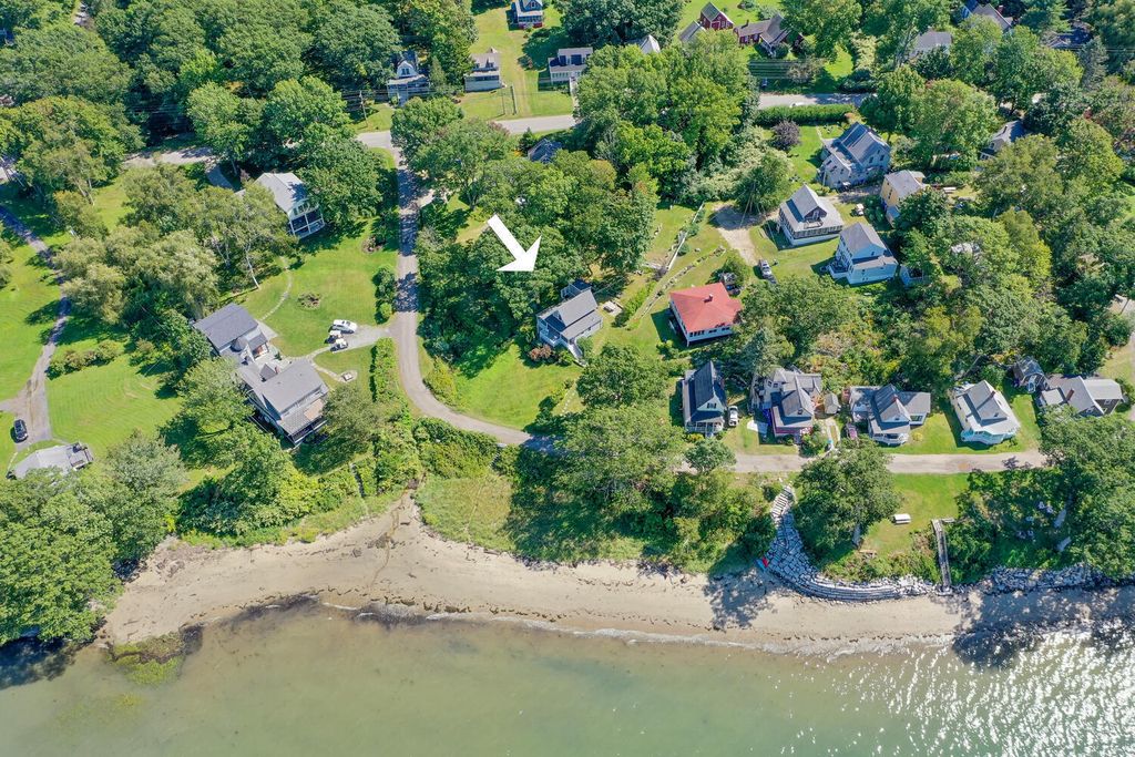 55 Oaklawn Rd, Portland, ME 04108