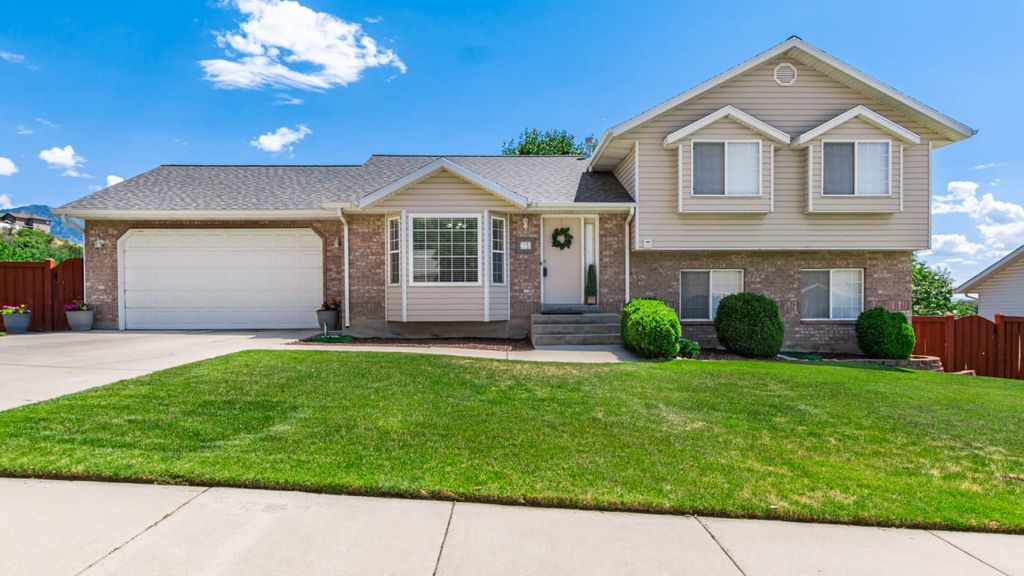 464 E 850 N, Springville, UT 84663