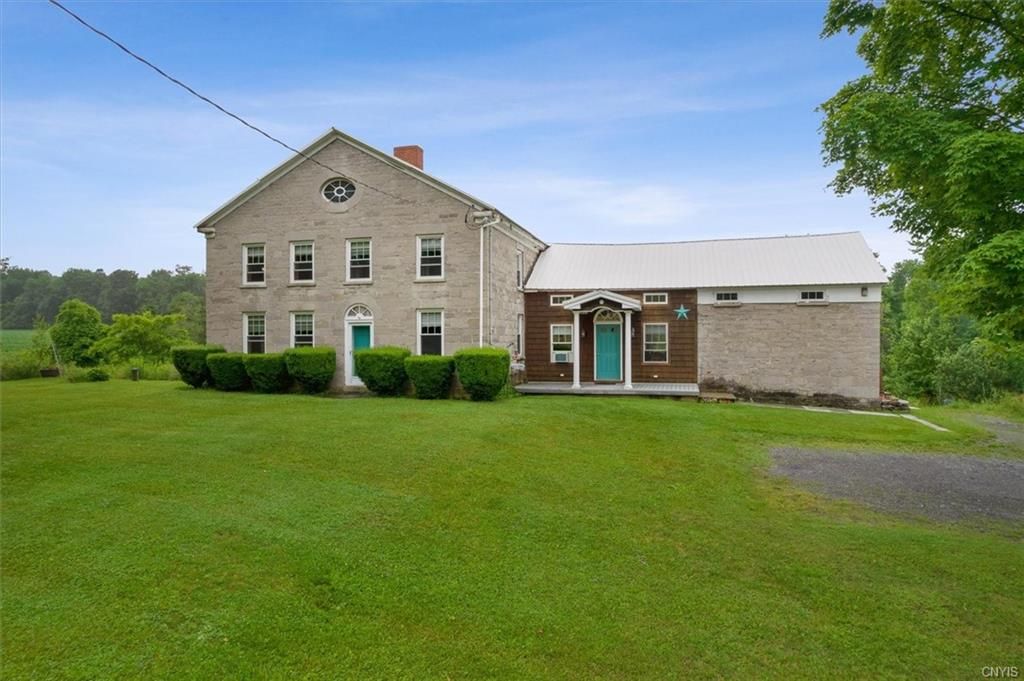 363 Goodier Rd, Clayville, NY 13322