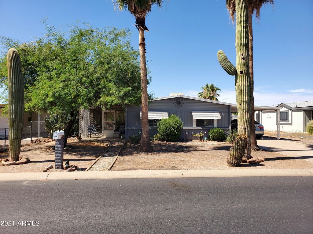 734 S 86th Pl, Mesa, AZ 85208