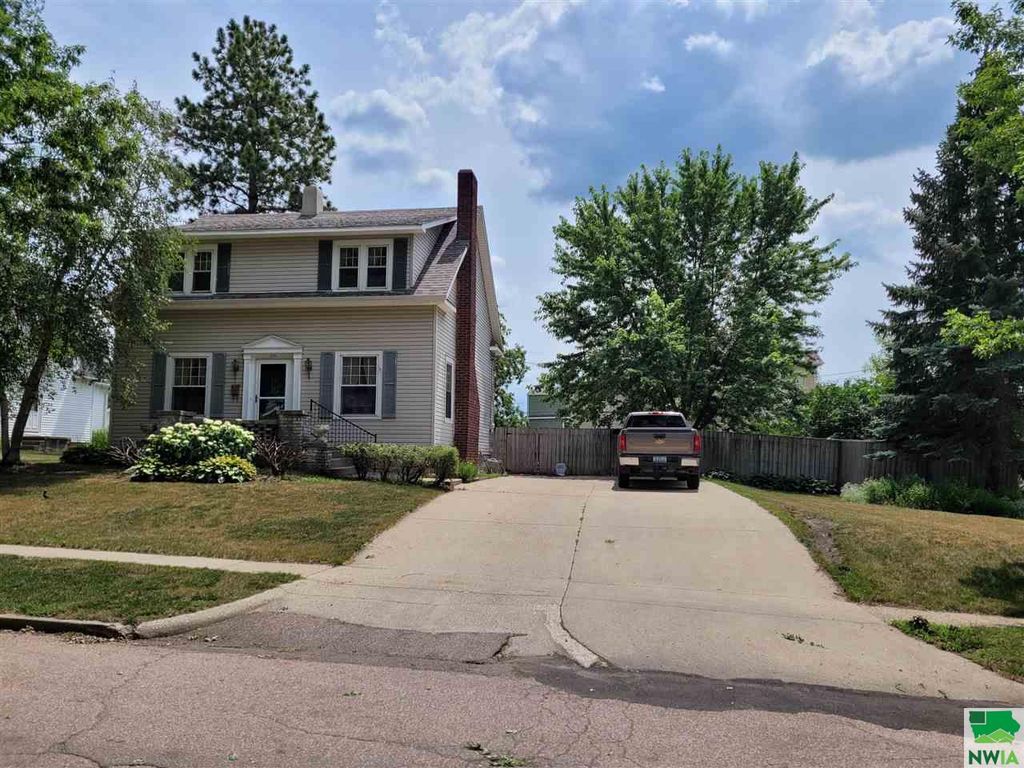3704 4th Ave, Sioux City, IA 51106 Trulia