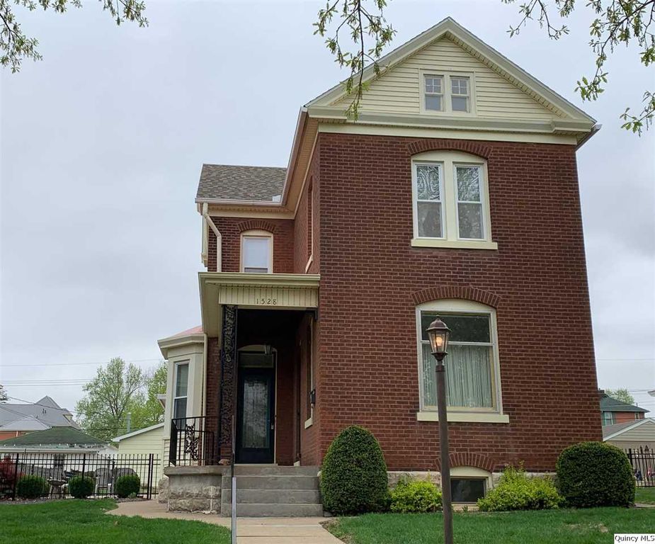 1528 Oak St, Quincy, IL 62301 Trulia