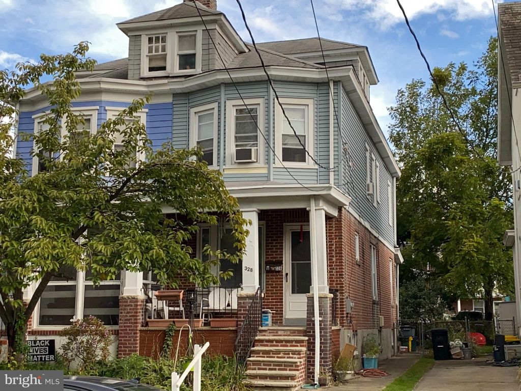 328 Beechwood Ave, Trenton, NJ 08618