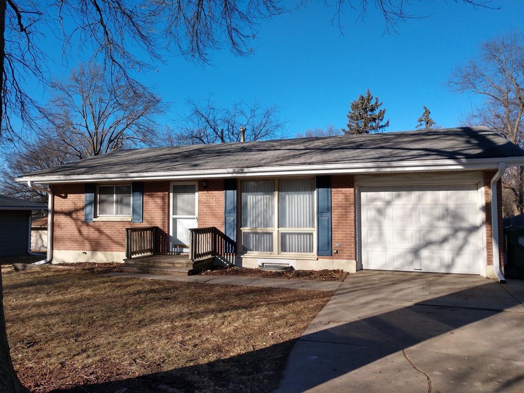 7110 Holdrege St, Lincoln, NE 68505 Trulia
