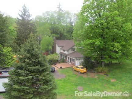399 Old River Rd, Gouldsboro, PA 18424
