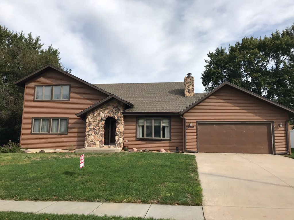 2300 Grant St, Beatrice, NE 68310 Trulia