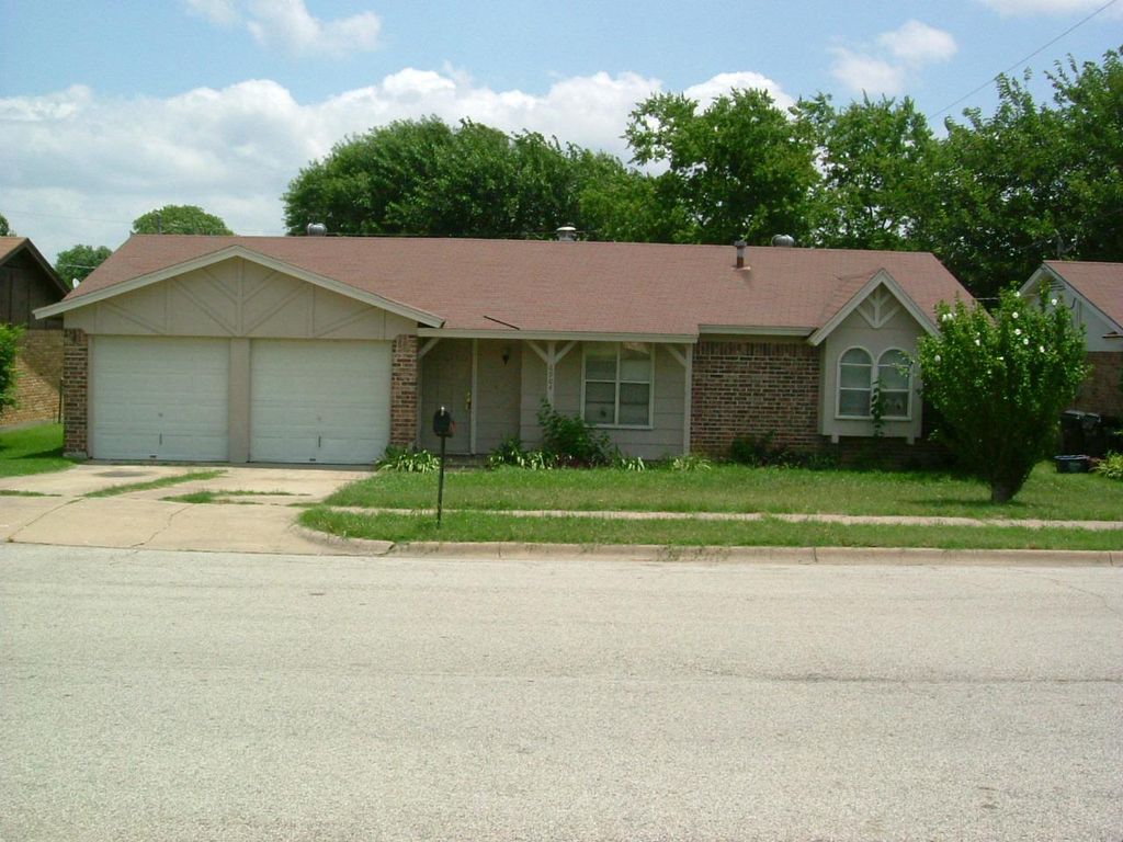 6904 Constitution Dr, Watauga, TX 76148 Trulia