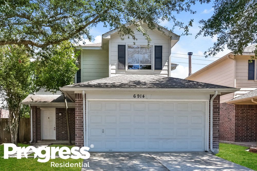 6914 Bayou Crest Dr, Houston, TX 77088