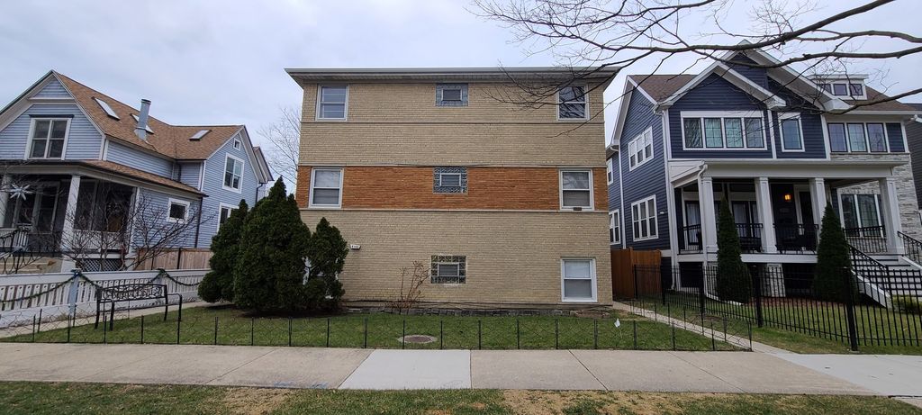 4149 N Tripp Ave #3, Chicago, IL 60641