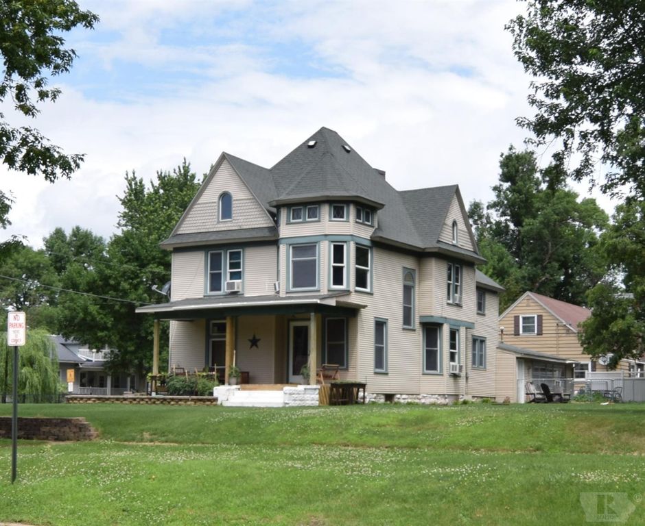 917 W Broadway St, Eagle Grove, IA 50533 Trulia